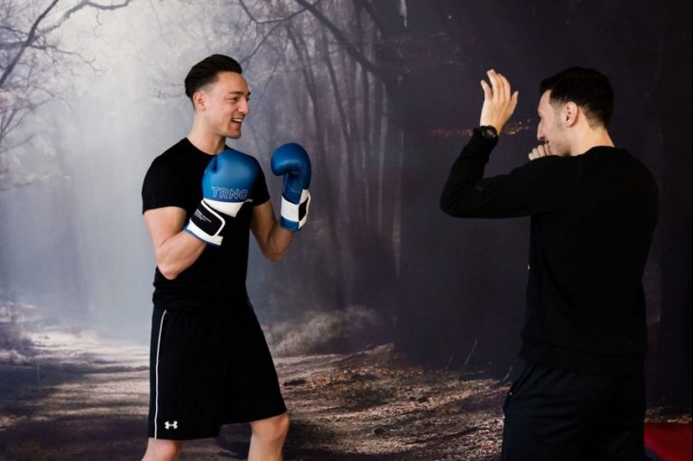 Lees meer over het artikel BOKSZAKTRAINING